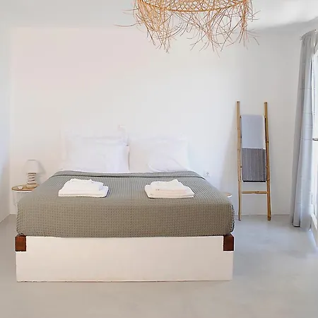 Sunrise View Lefkes Apartman *