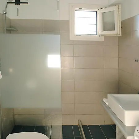 Sunrise View Lefkes Apartment