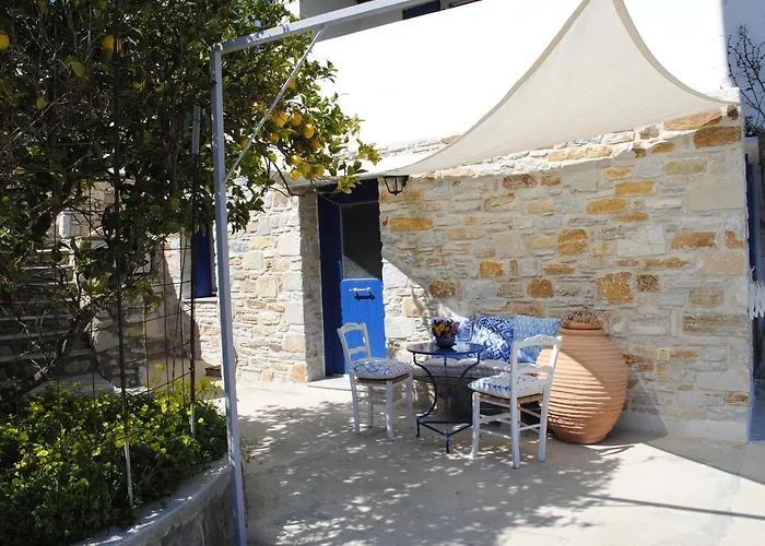 Sunrise View Lefkes アパート